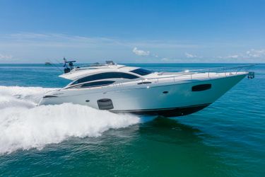 74' Pershing 2018 Yacht For Sale